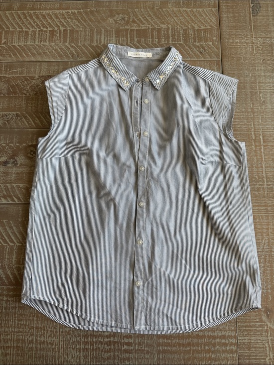 Lowrys Farm Tops - Sleeveless Striped Button-Down Shirt with Embellished Collar - Blue/White